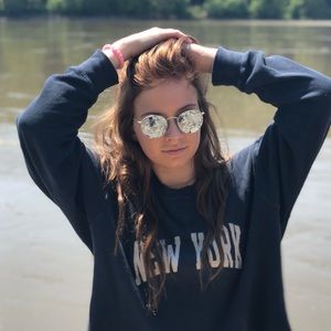 Meet your Posher, Lexi